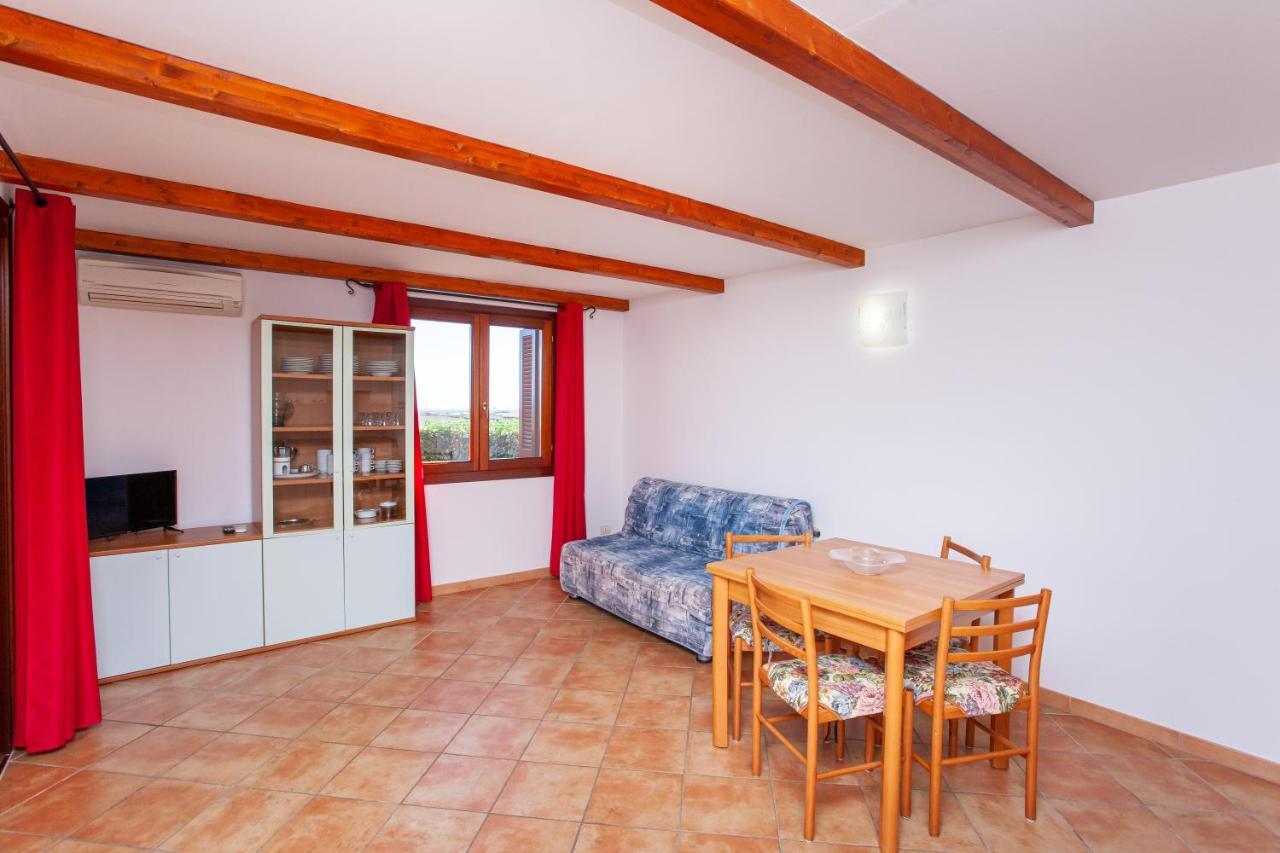 Appartamento Sole Mare Citai San Teodoro  Buitenkant foto